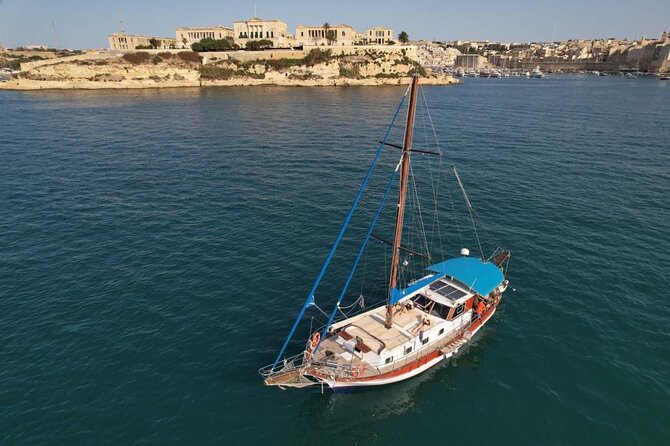 Full-Day Private Turkish Gulet Yacht in Comino Malta - Inclusions