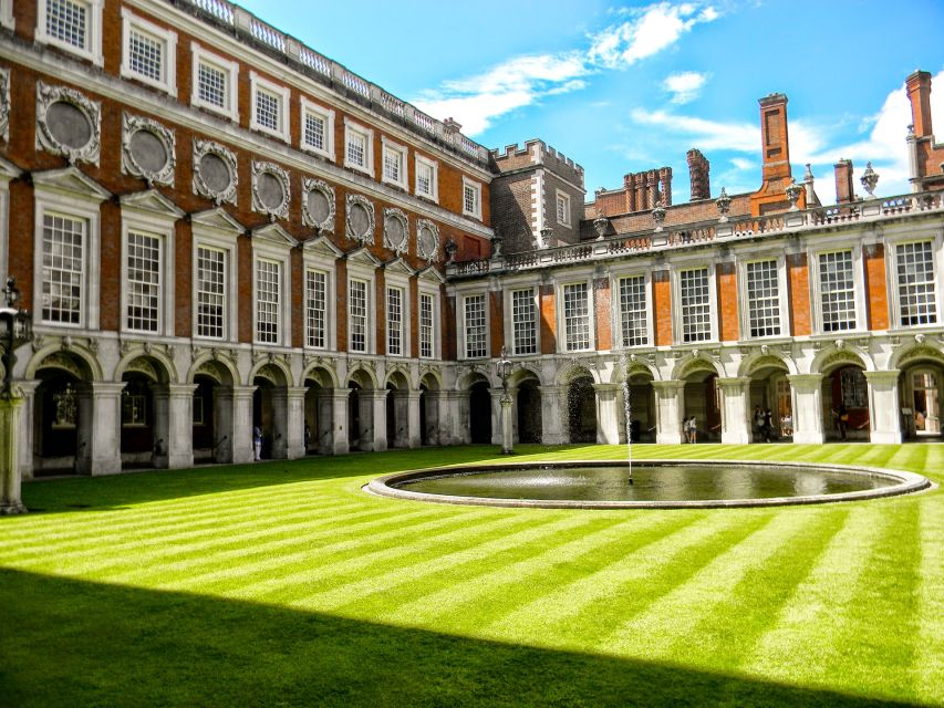 London: Royal Hampton Court Guided Tour With Afternoon Tea - Explore Hampton Court Palace