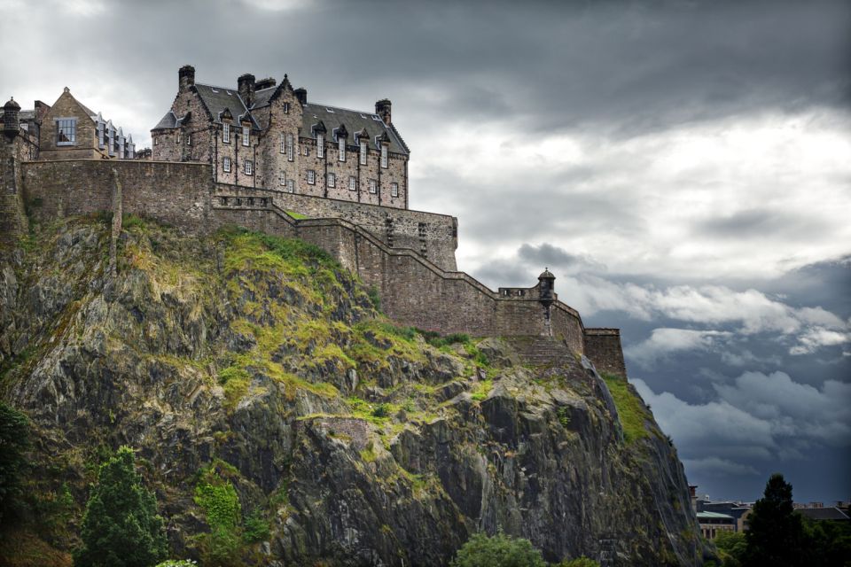 From London: Day Trip to Edinburgh by Rail With Castle Entry - Inclusions and Services Provided