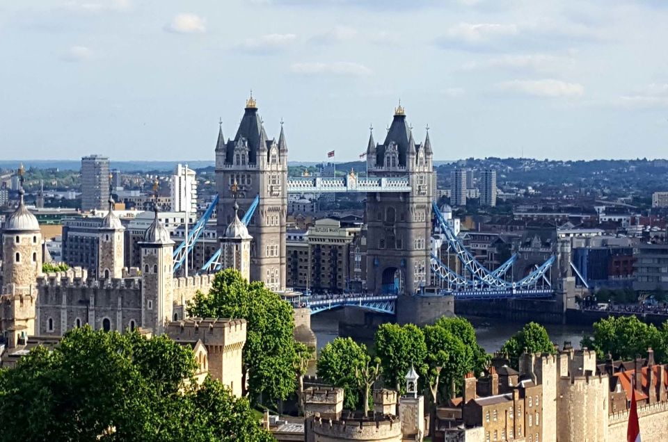 London Highlights Taxi Tour - Expert Guides Share Their Knowledge