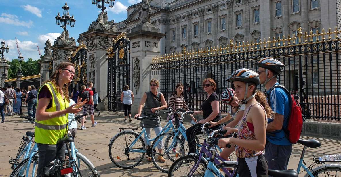 London Private Bicycle Tour - Our Expert Guides and Equipment