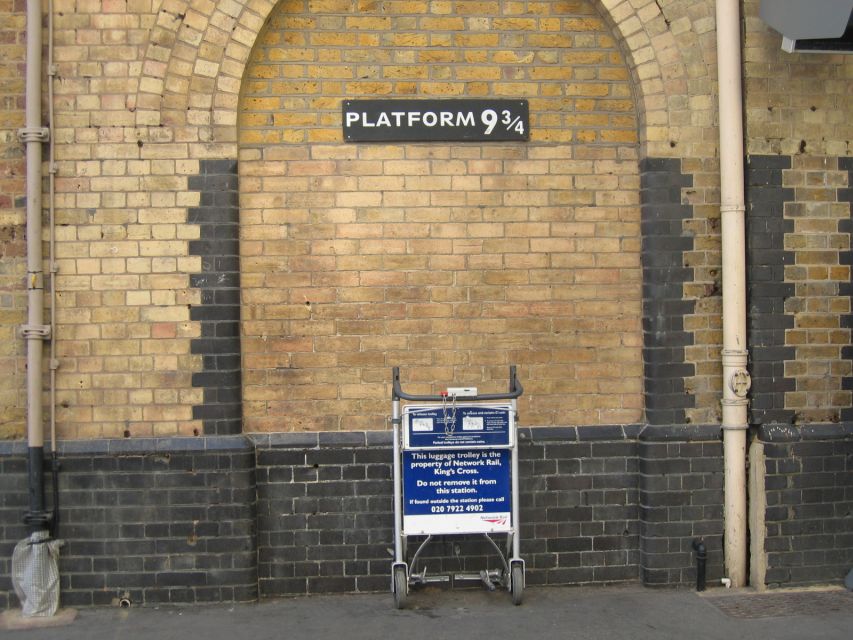 London: Harry Potter 3-Hour Private Walking Tour - What to Expect From Guides