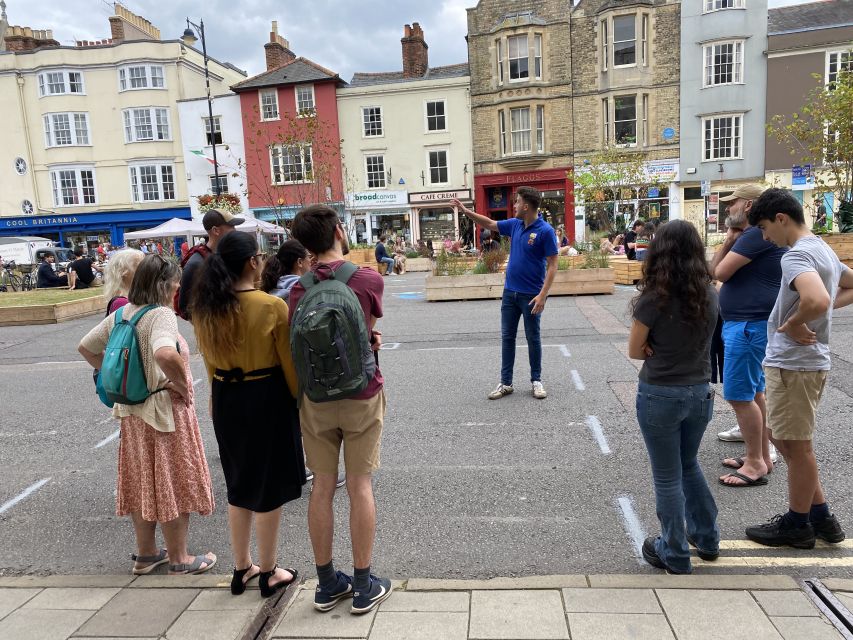 Oxford: Alumni Led Walking Tour W/Opt Christ Church Entry - Accessibility and Private Tours