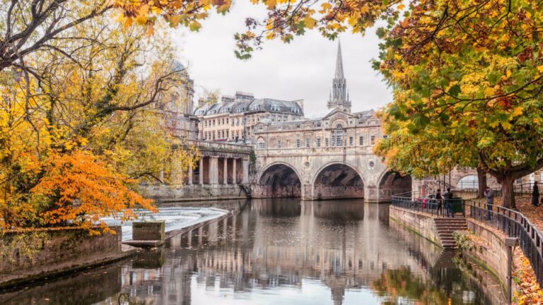 From Bath: Private Stonehenge and Bath Tour With Pickup