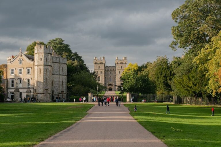 Royal Windsor Castle Tour Private Including Tickets