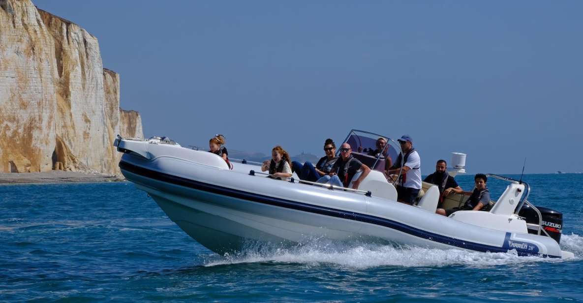 From Brighton: Private Boat Charter - Onboard Amenities and Services