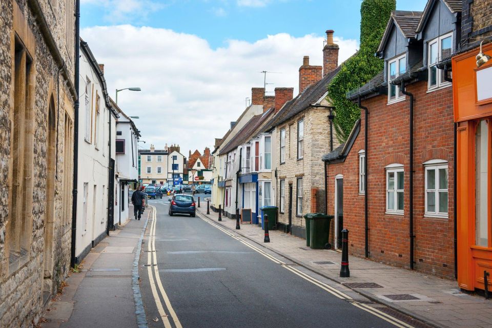 From London: Bicester Village Shopping Day Trip - Shopping Experience Awaits