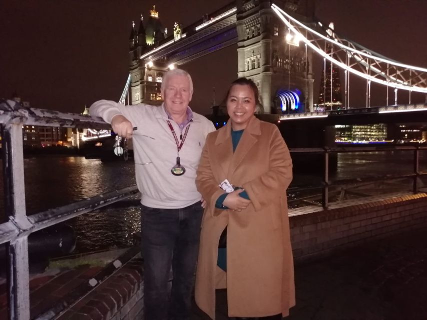 London by Night Taxi Tour - Our Expert London Tour Guides