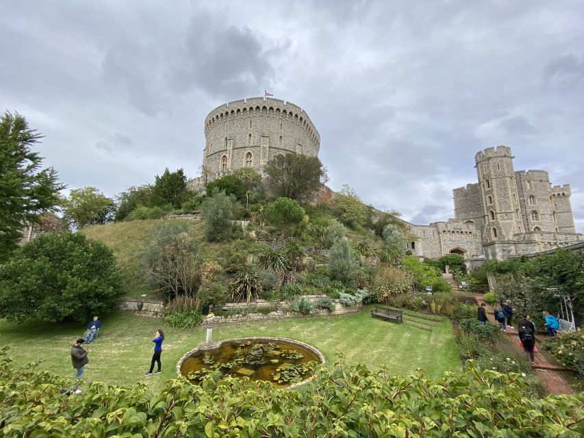 From London: Windsor Castle & Stonehenge Private Day Trip - Meeting Point and Essentials