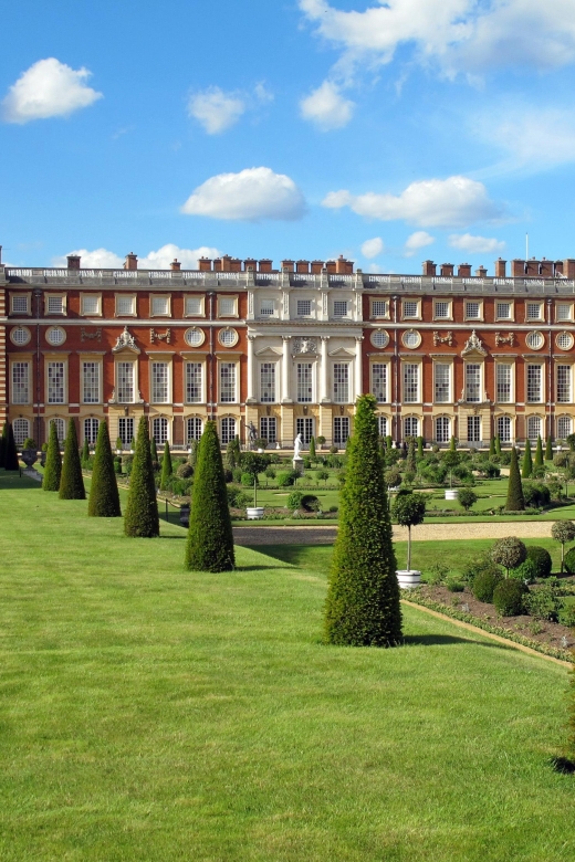 London: Hampton Court Palace Private Tour With Train Ride - Guided Palace Tour Highlights