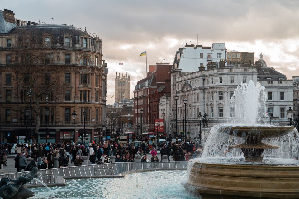 London Must-See 3 Hours Walking Tour - Follow in the Footsteps of Royalty