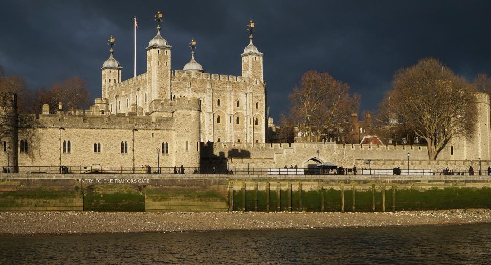 London: St Pauls, London Tower, Westminster and London Eye - Uncover the Tower of London