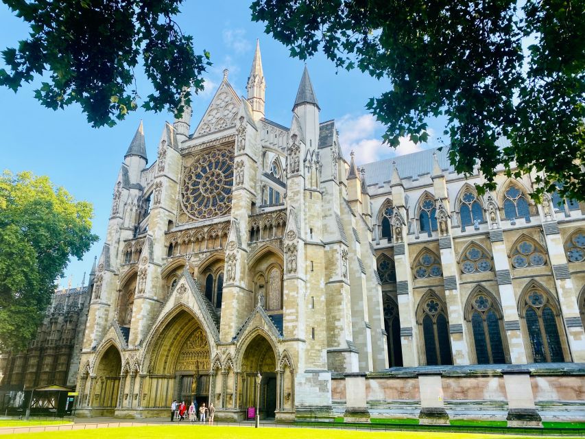 London: Westminster Abbey Skip-the-Line Entry & Private Tour - Whats Included and Excluded