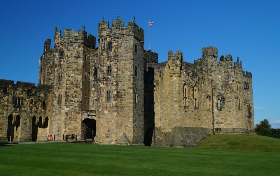 Newcastle: Alnwick and Warkworth Castle Guided Tour - Whats Included in the Tour