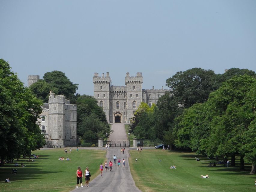 Windsor Castle Oxford Cotswold Private Tour With Entry - Discovering Cotswold Villages