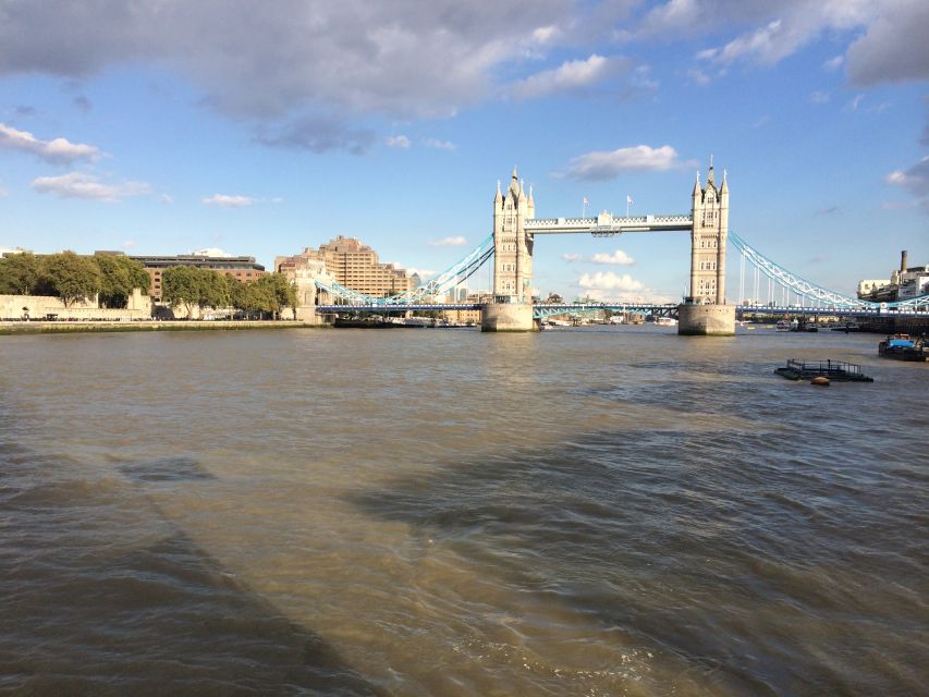 London: Thames Cruise to Greenwich With Private Guide - Essential Items to Bring