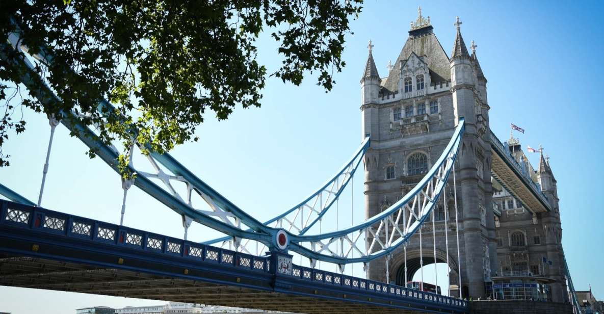 London: Top 30 Sights Walking Tour and Tower Bridge Exhibit - What to Expect From Your Tour