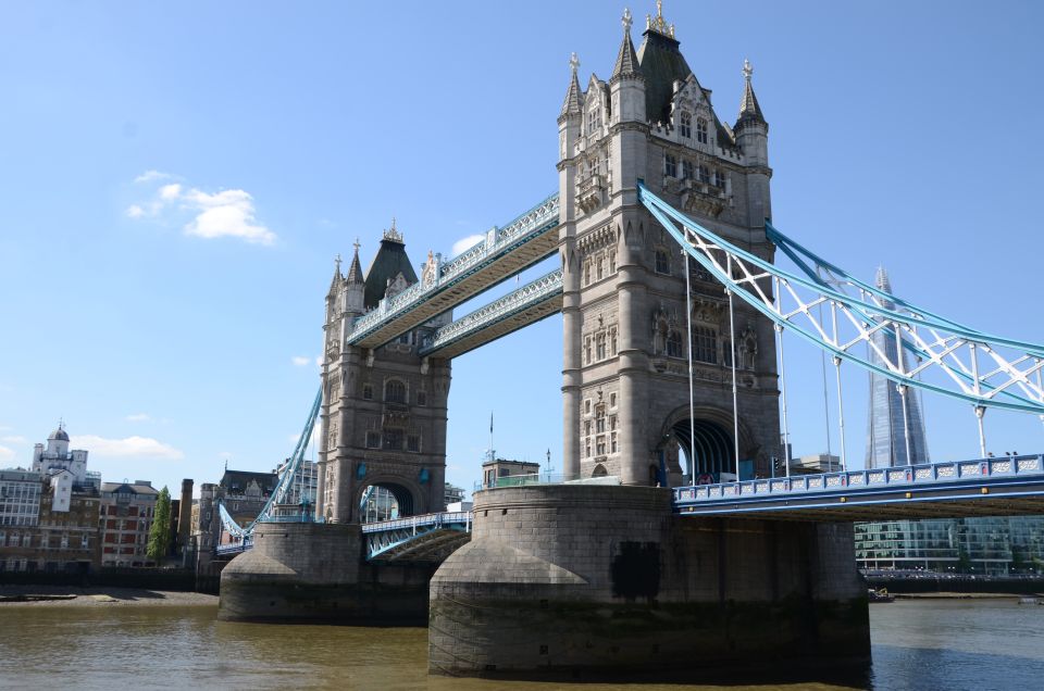 Royal London Private Full-Day Sightseeing Tour by Black Taxi - Royal Connections and Secrets