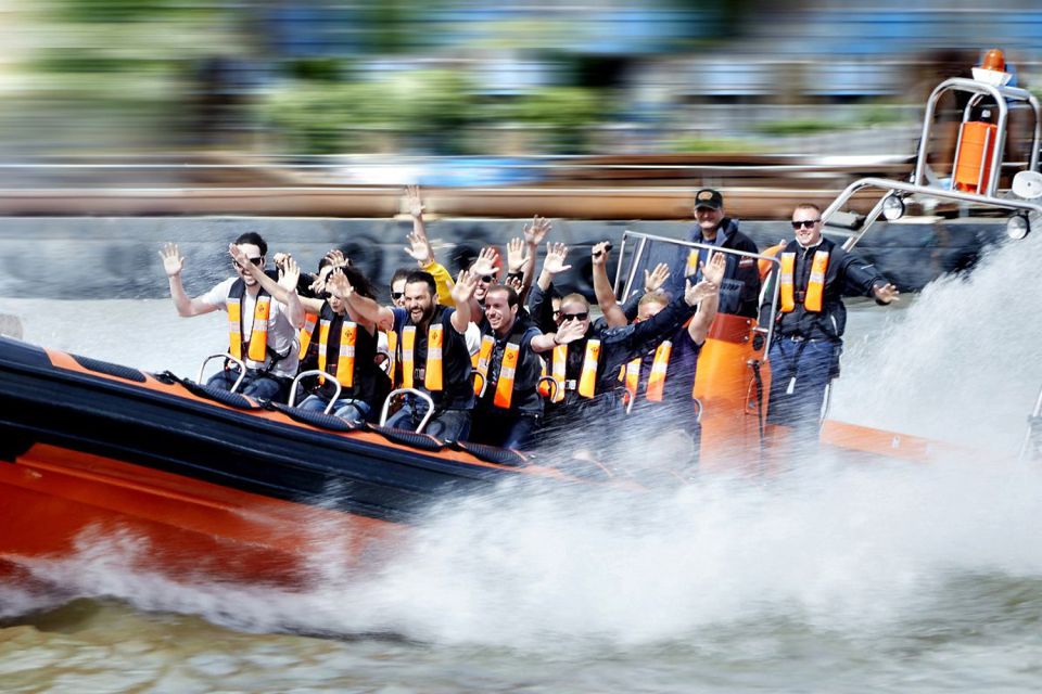 Private Speedboat Hire Though the Heart of the City - Prepare for a Thrilling Adventure