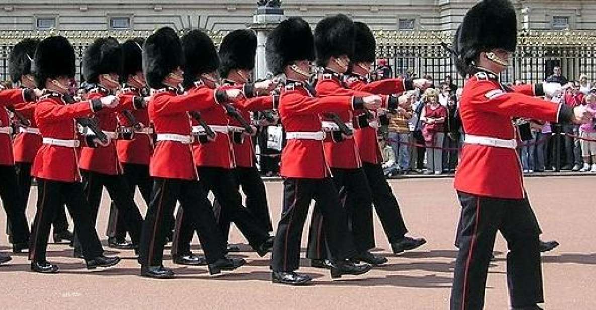 Royal London Private Full-Day Sightseeing Tour by Black Taxi - Behind-the-Scenes of the Monarchy