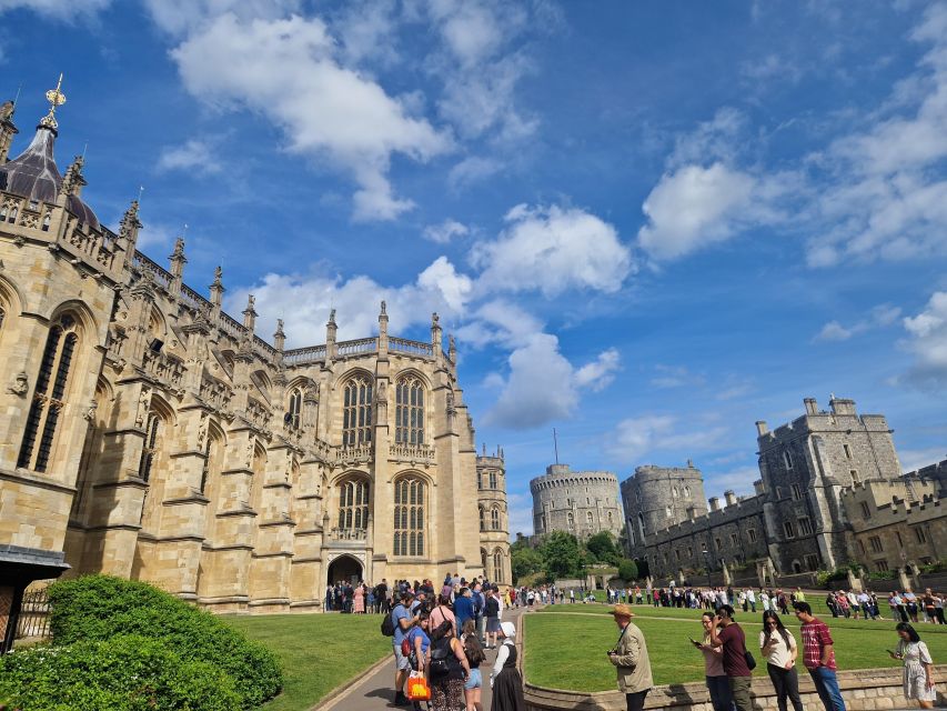 Hampton Court and Windsor Castle, a Right Royal Day Out. - Royal Residences Up Close