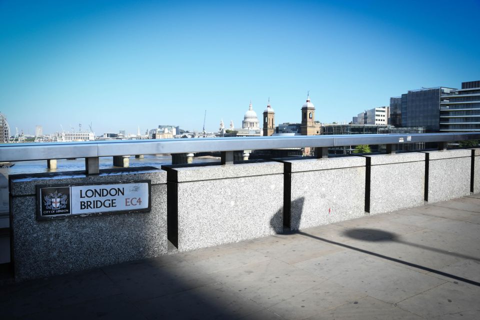 London: See 40+ London Sights – Fun Local Guide - Discover Hidden Gems and Secrets