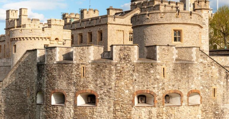 Private Tour of London With Rooftop Garden & Tower of London