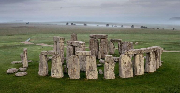 Stonehenge: London Transfer In Ionic Black Cab