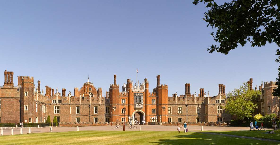 Hampton Court Palace and Windsor Castle Private Car Tour - Hampton Court Palace Attractions