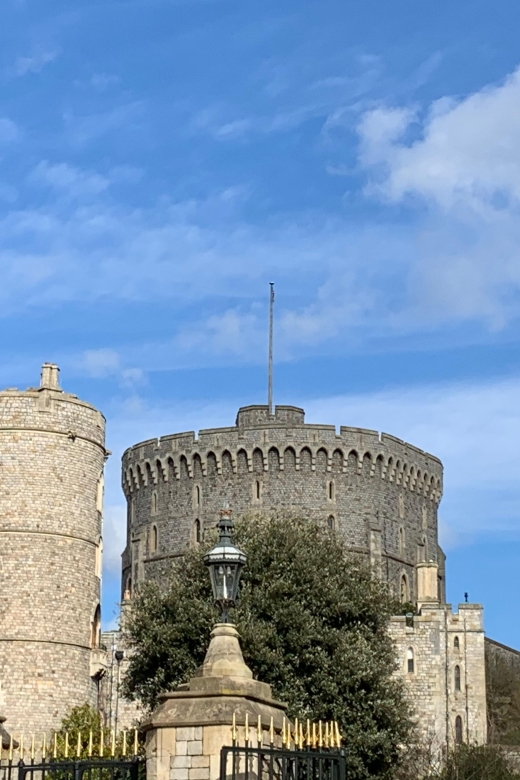 London to Windsor Round-Trip Private Transportation Service - Itinerary and Schedule