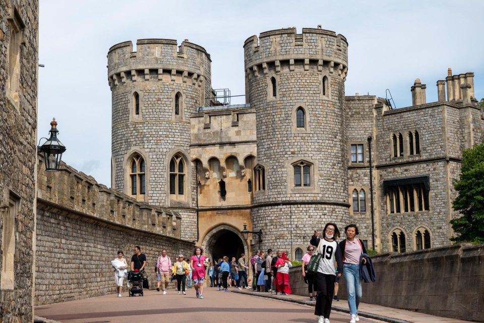 Skip-The-Line Windsor Castle Day Trip From London With Guide - What to Expect on Tour