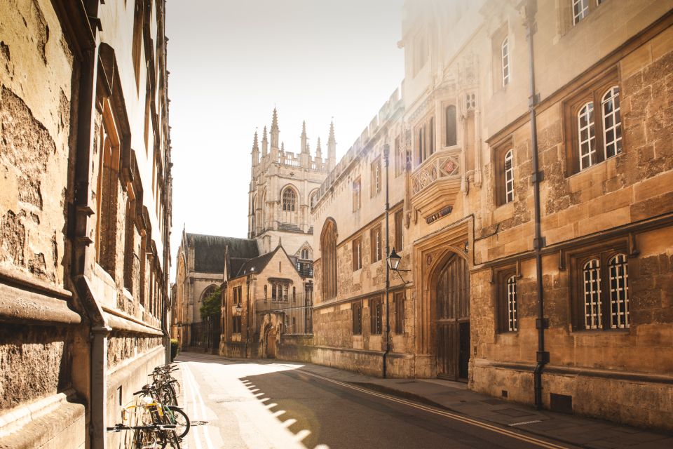 From London: Windsor, Stonehenge, Bath & Oxford 2-Day Tour - Discover Bath and Its History