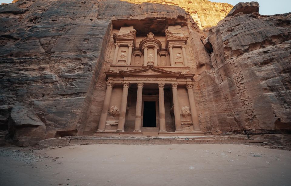 Sharm El-Sheikh: Petra Temple Day Trip With Lunch - Whats Included in Tour