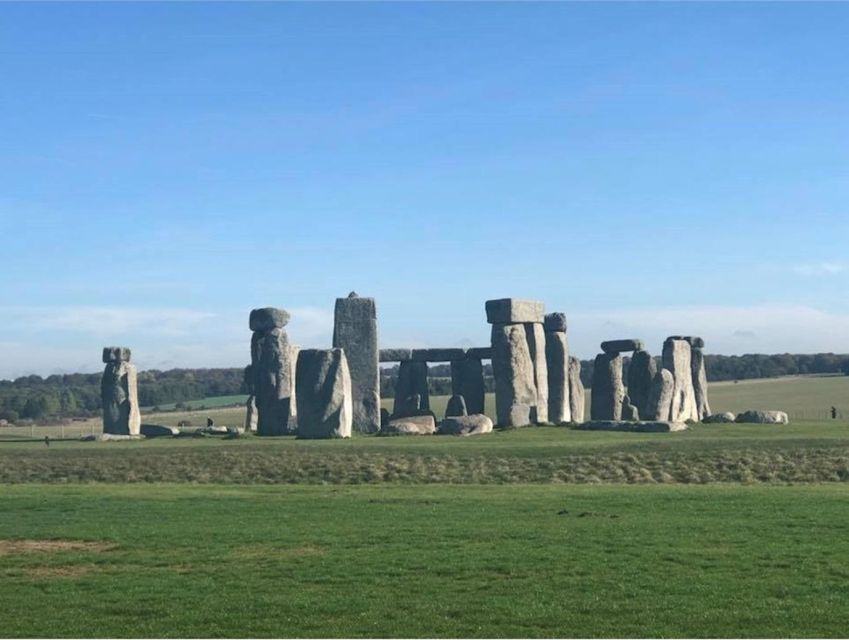 London: Stonehenge Private Transfer With Optional Guide - Driver and Vehicle Information