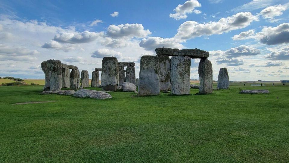 Secrets of Stonehenge: Private Half-Day Tour From Bath - Learn From Expert Local Guides