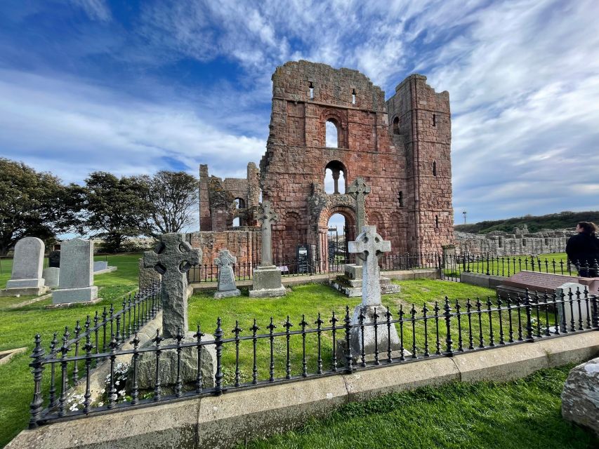 Kingdoms & Keeps: From Holy Island to Harry Potter - Holy Islands Haunting Ruins