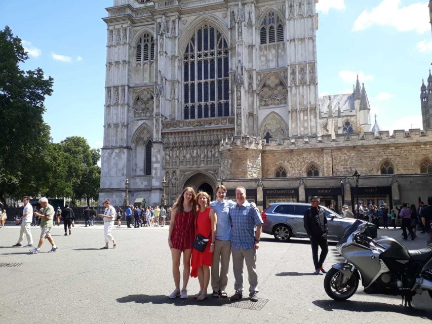 London: Kid-Friendly Westminster Abbey & Sightseeing Tour - Important Safety and Accessibility