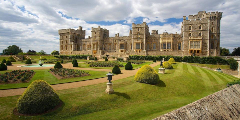 London: Windsor Castle Ticket & Private Transfer - Castle Opening Hours