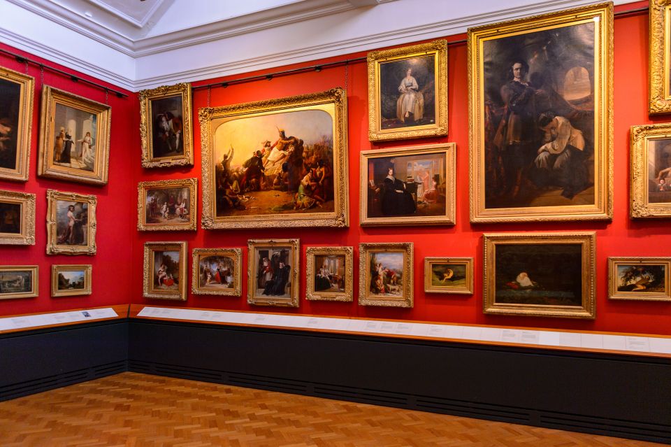 Royal London Private Tour With Skip-The-Line Queen'S Gallery - Important Tour Details