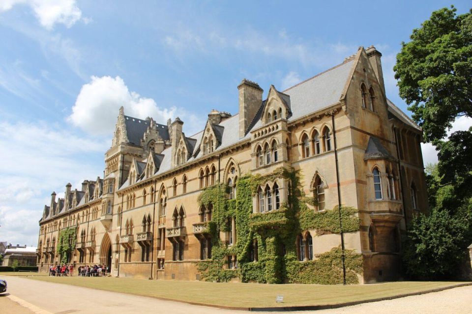 Unique Sites of Oxford – Family Walking Tour - Explore Oxfords Hidden Gems