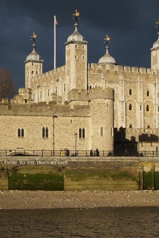 Half Day London Private Tour With Entry to Westminster Abbey - Safety and Vehicle Information