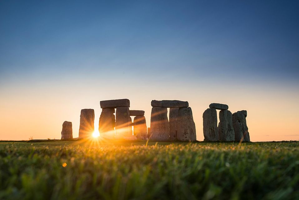 Stonehenge, Windsor & Bath Tour - Easy Pace With Bath Hotel - Booking and Cancellation Policy