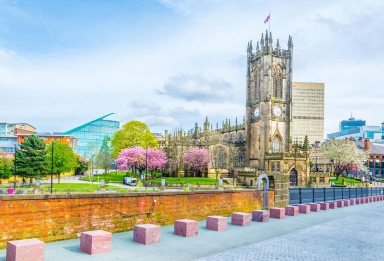 Manchester Marvels: Guided Family Walking Tour