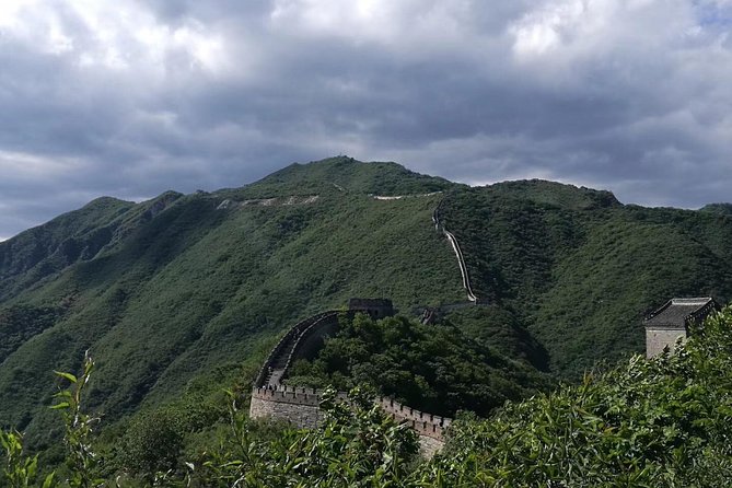 Private Half-Day Mutianyu Great Wall Tour Including Round Way Cable Car or Toboggan