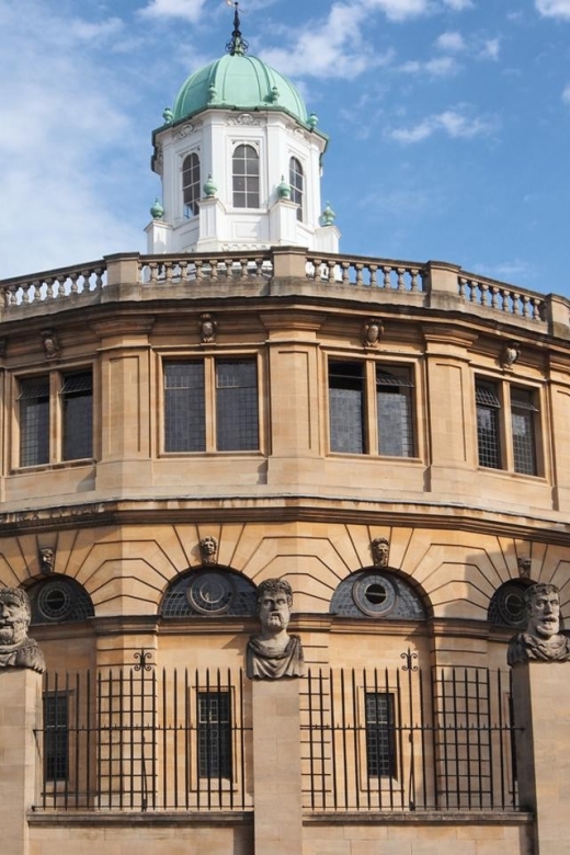 Oxford's Architectural Gems: A Historic Walk - Architectural Wonders of the Past