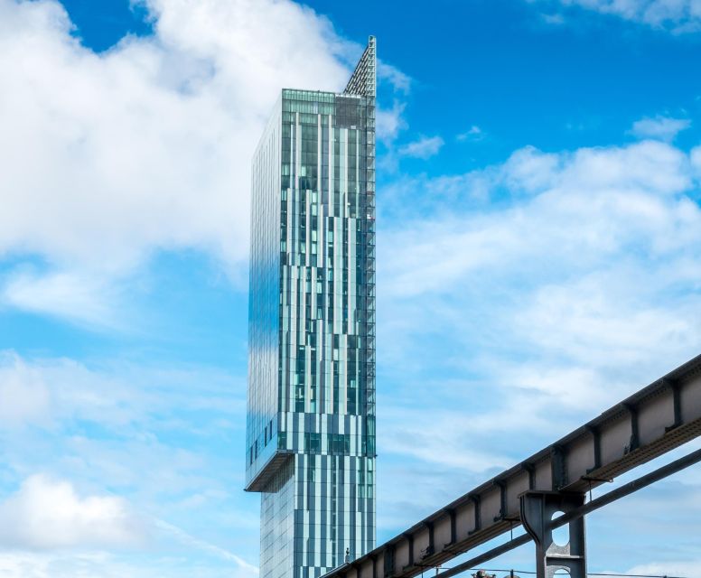 Manchester: Private Architecture Tour With a Local Expert - Exploring Manchesters Landmarks