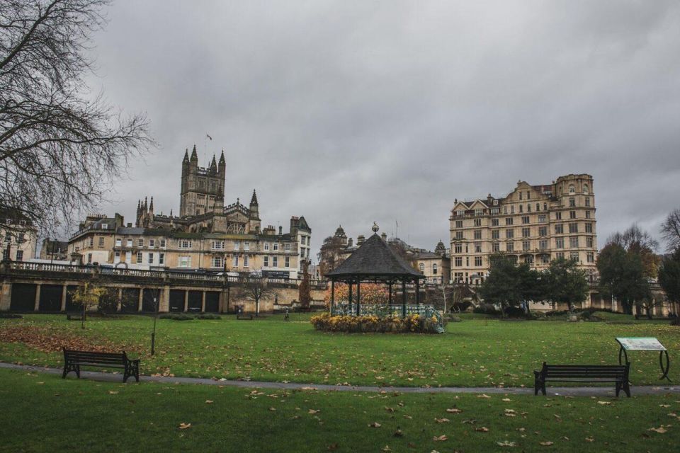 Awesome Bath – Family Walking Tour - Discover Baths Hidden Gems