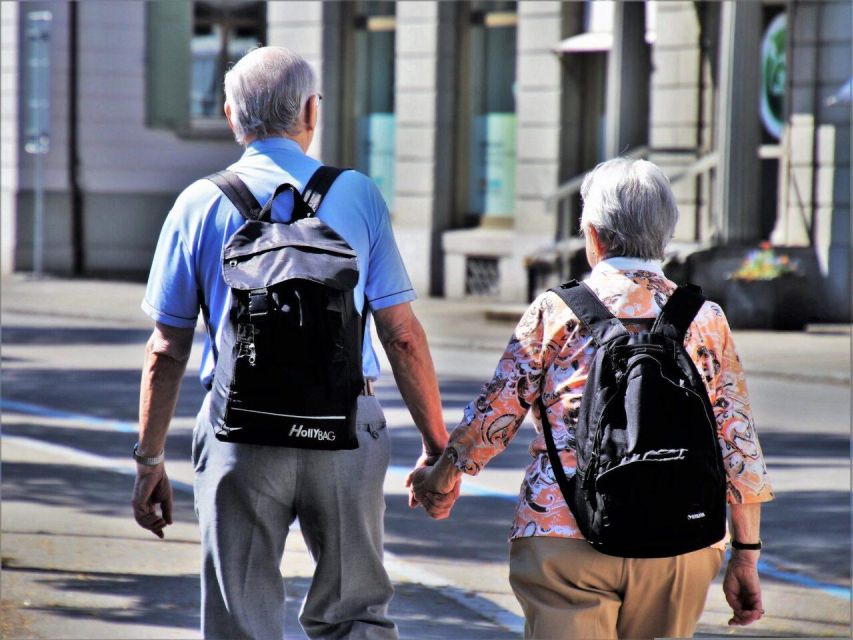 Discover Bath – Private Walking Tour for Couples - Stroll Through Baths Cultural Scene