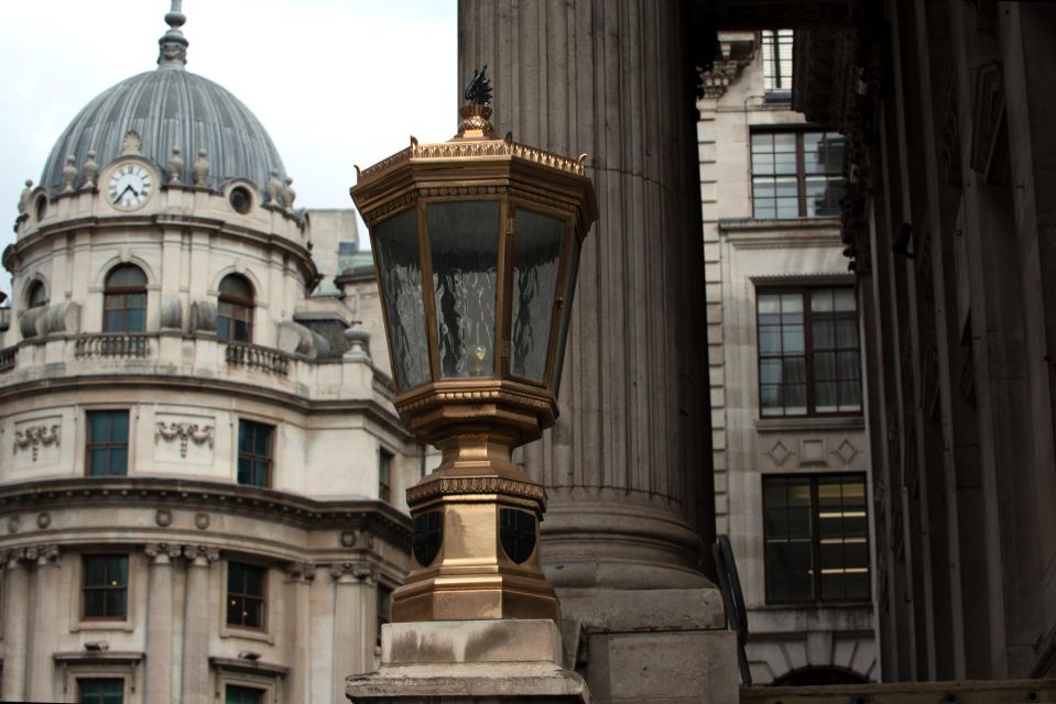 London: Private Exclusive History Tour With a Local Expert - What to Expect on Tour