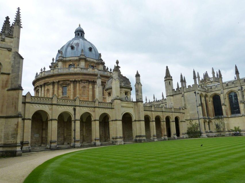 Majestic Oxford – Private Walking Tour for Couples - Private Walking Tour Benefits